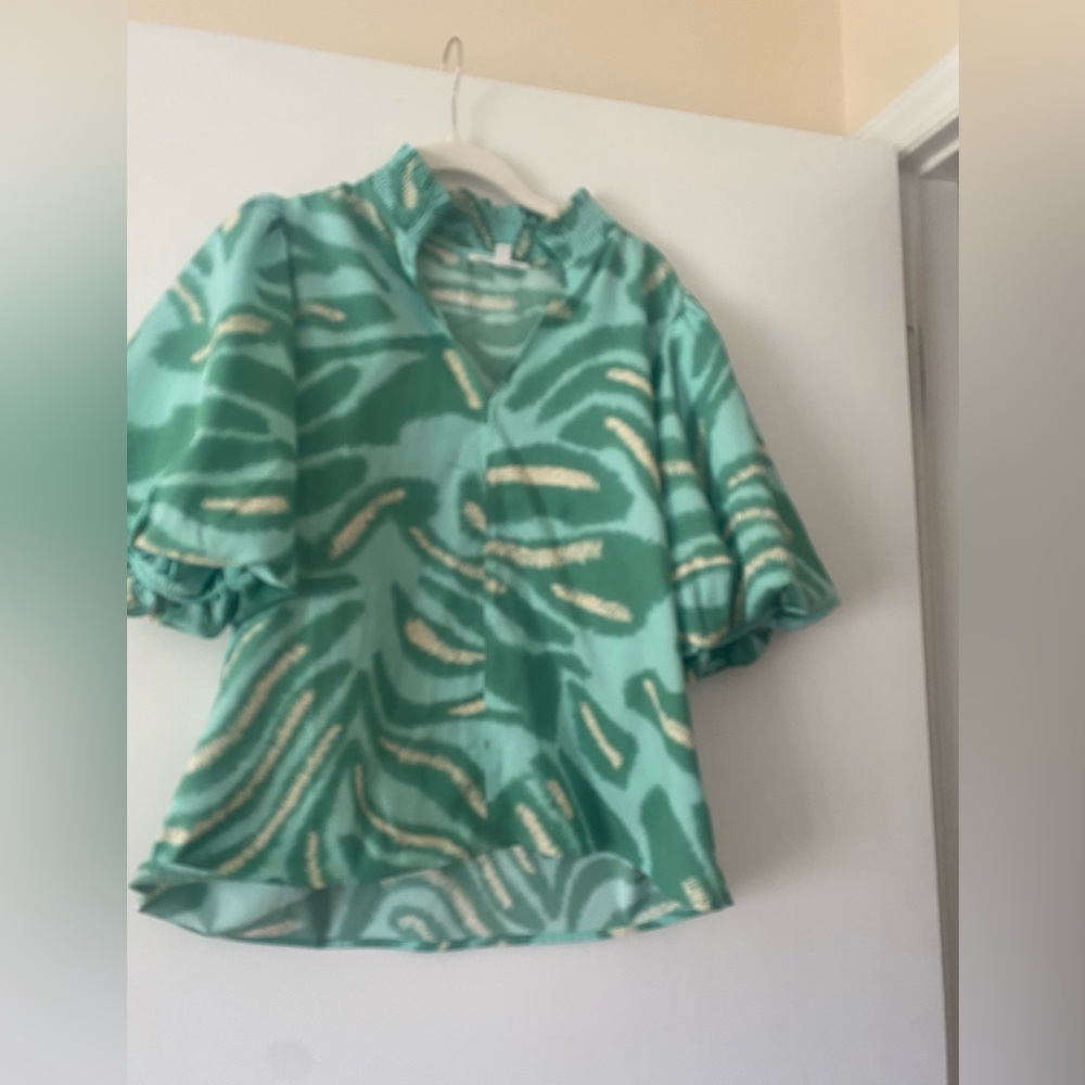 THML Green Abstract Print Blouse